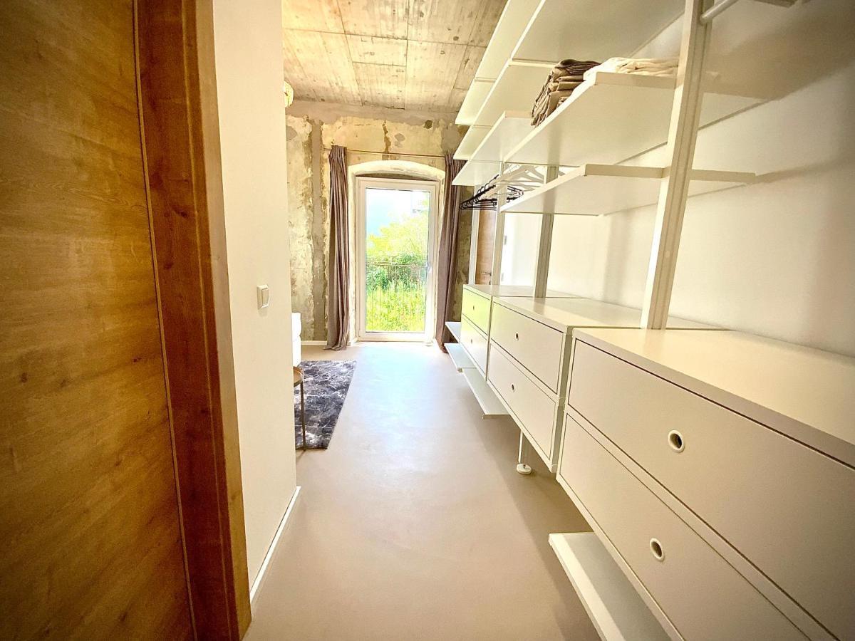 Waterfront - Urbane Eleganz Am Bachufer Apartman Villach Kültér fotó